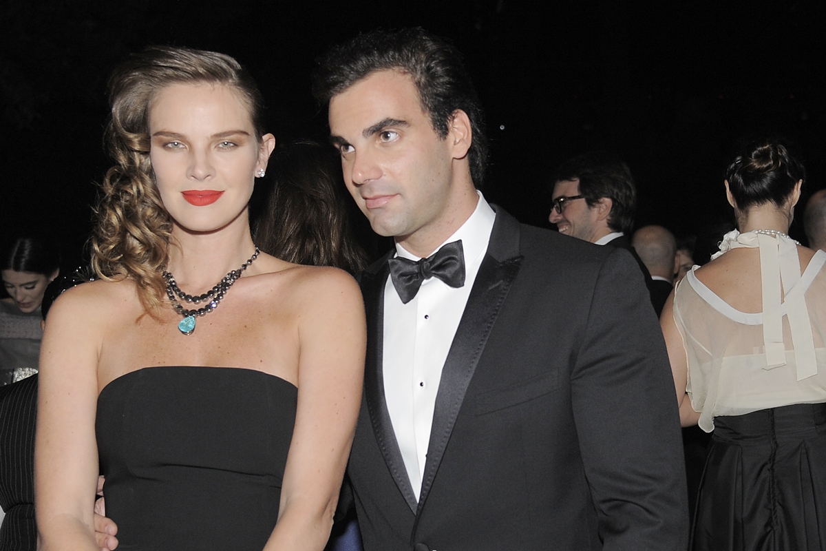 Alexandre Furmanovich e ex-modelo trocam acusações em disputa familiar