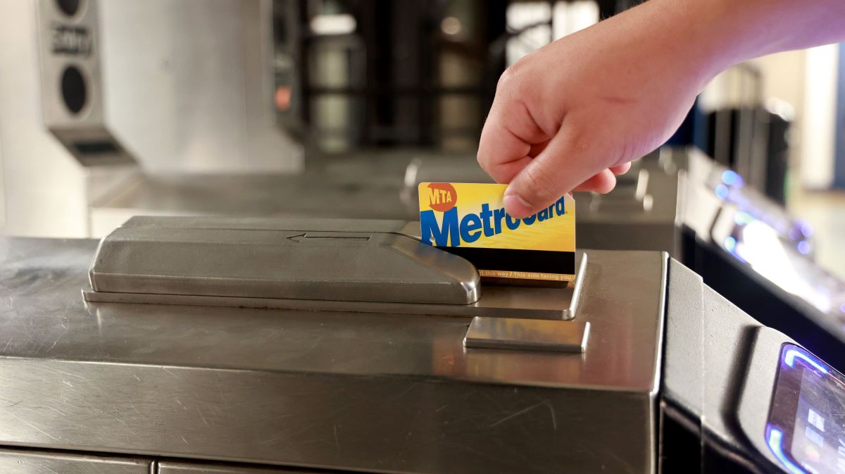 Nova York se despede do icônico MetroCard após mais de 20 anos