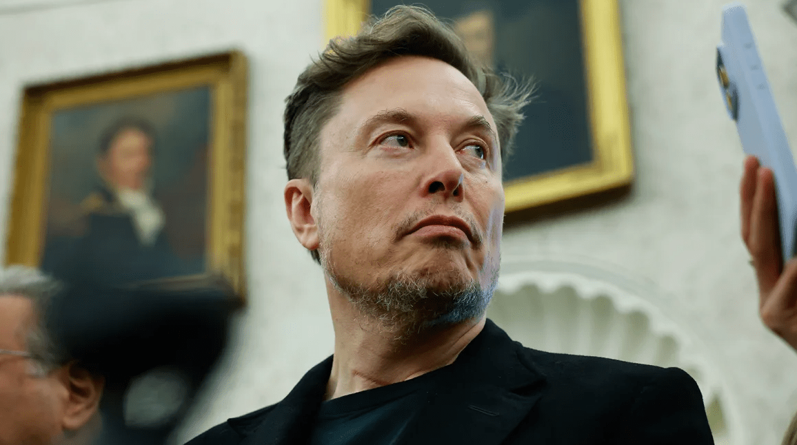 Elon Musk sugere retirar “sustentável” da missão da Tesla