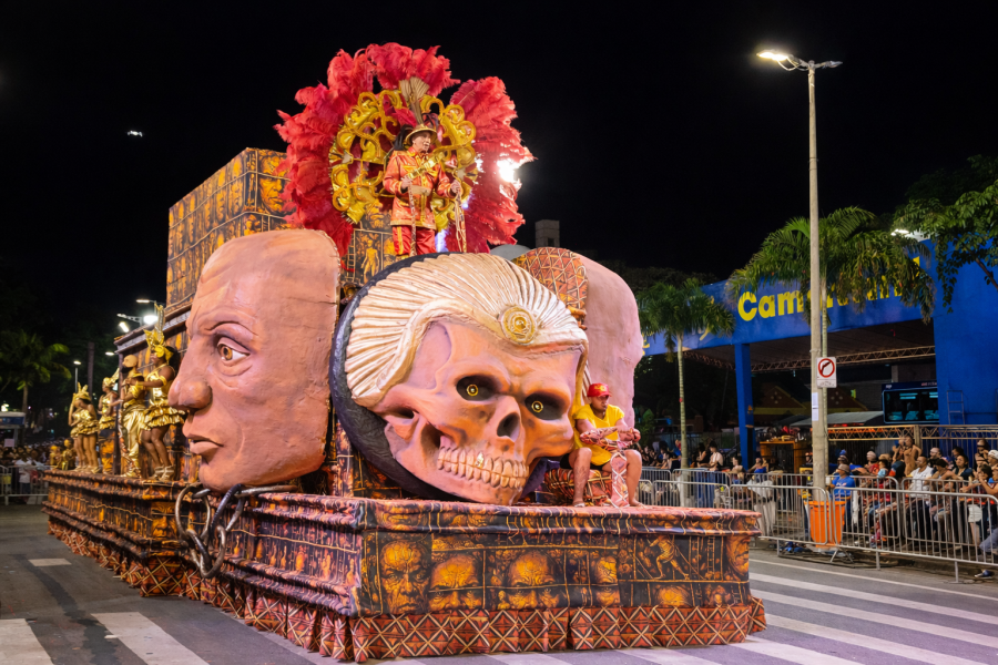 Triunfo Barroco reafirma força no pódio do Carnaval de Passarela de BH 2026