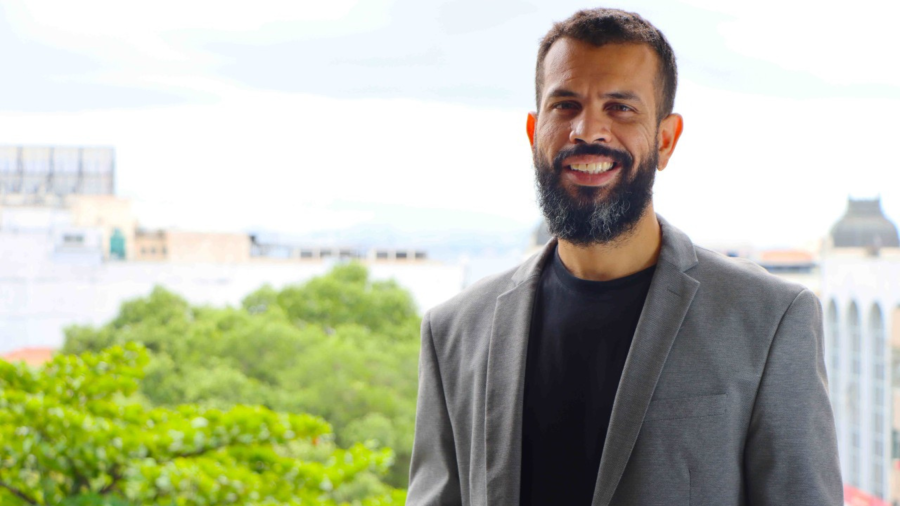  Inteligência Artificial e Liderança Humana: por que o futuro dos negócios exige visão estratégica