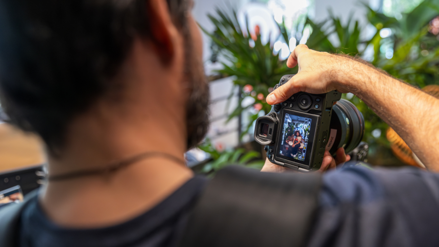 Canon transforma experiência em estratégia e aproxima tecnologia do olhar criativo no evento “Uma Canon na Mão”