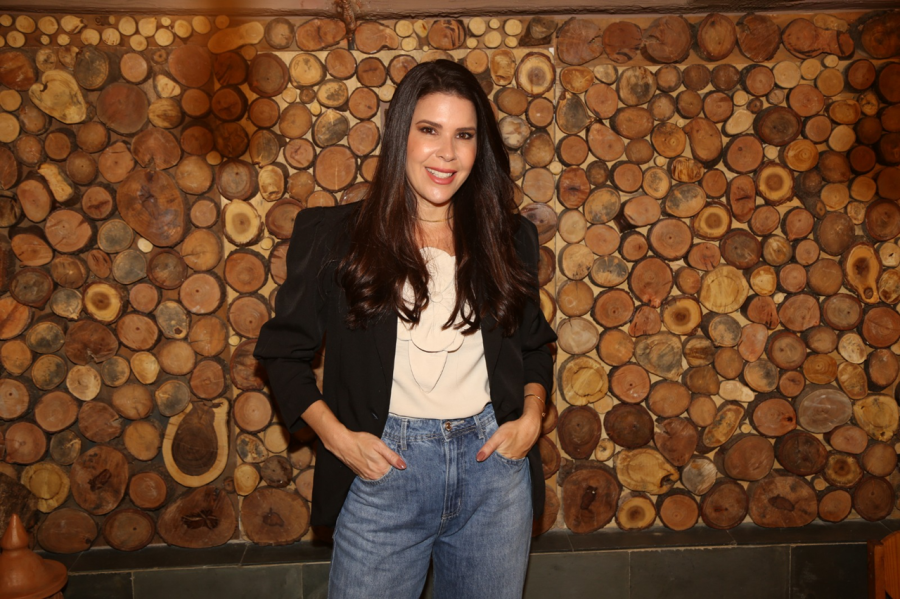 Promoção atrai, mas posicionamento fideliza: a armadilha de viver só de visibilidade