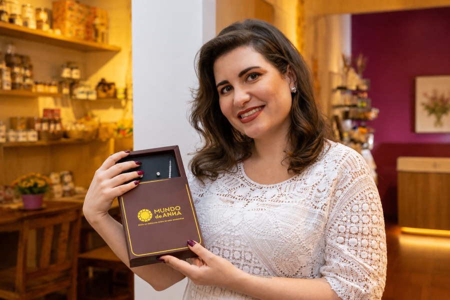 Mundo de ANИA transforma o ato de presentear em experiências afetivas e sofisticadas em Belo Horizonte