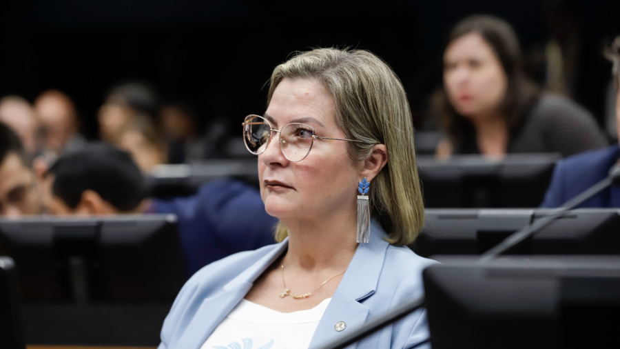 Entre o cuidado e o poder: Ana Paula Leão e a construção de uma trajetória que ultrapassa o papel de primeira-dama