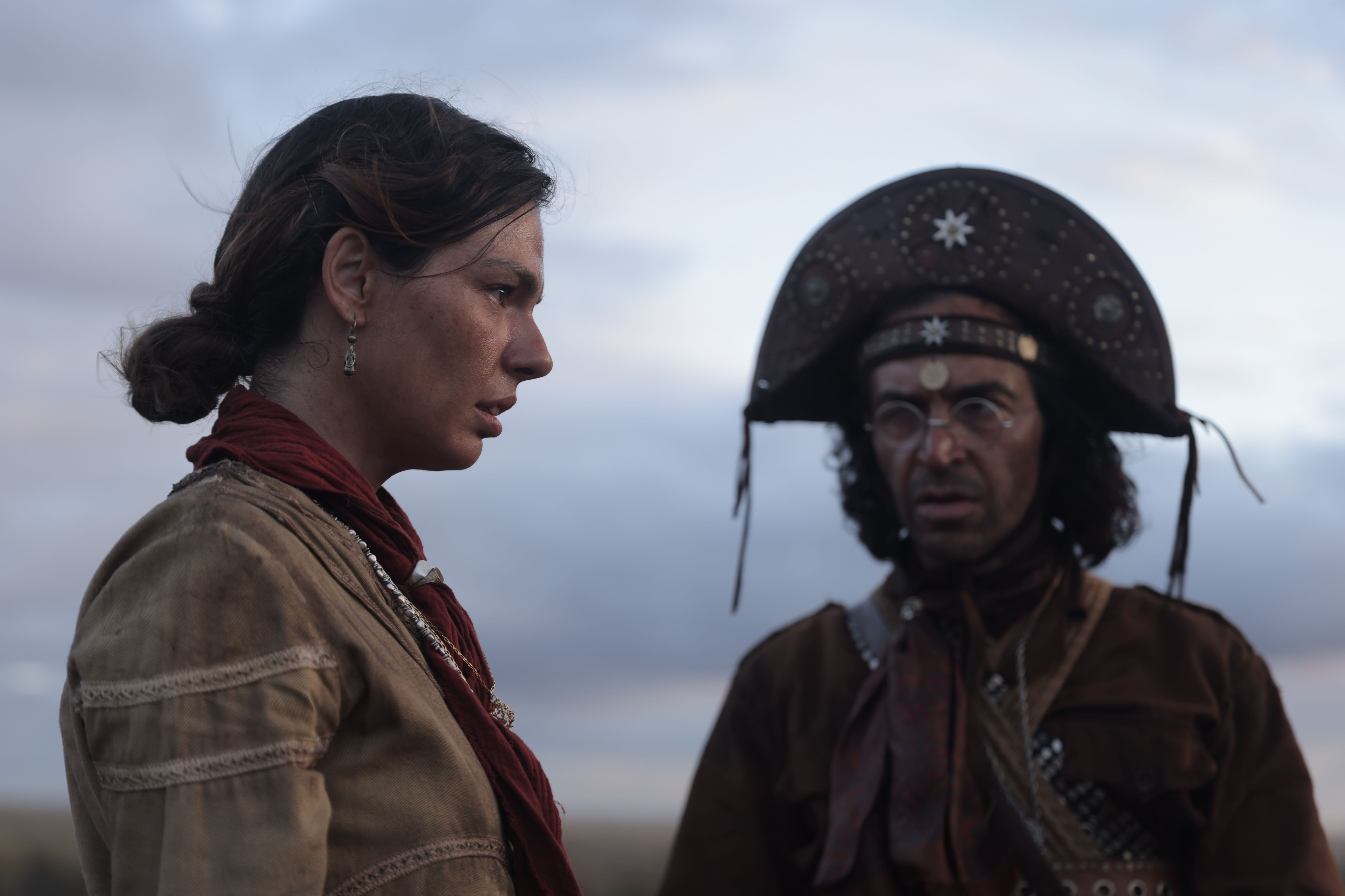 “Maria e o Cangaço” ganha trailer com Isis Valverde e Júlio Andrade