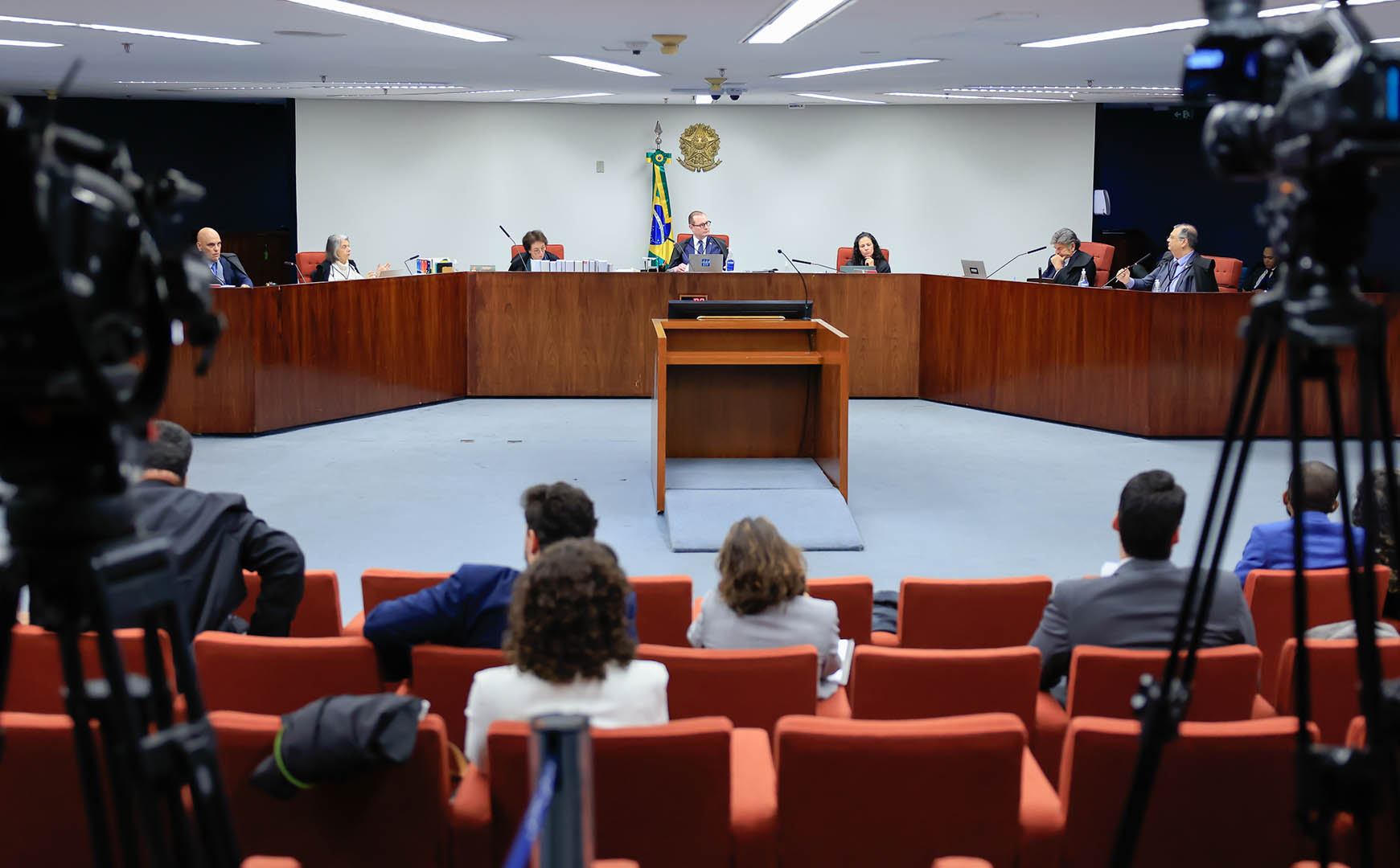PGR pede condenação de réus por uso da liberdade de expressão, avalia jurista