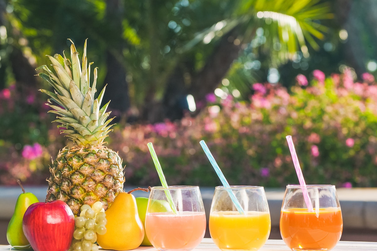 Pouco calóricos! 3 sucos que não sabotam a dieta e ajudam a emagrecer