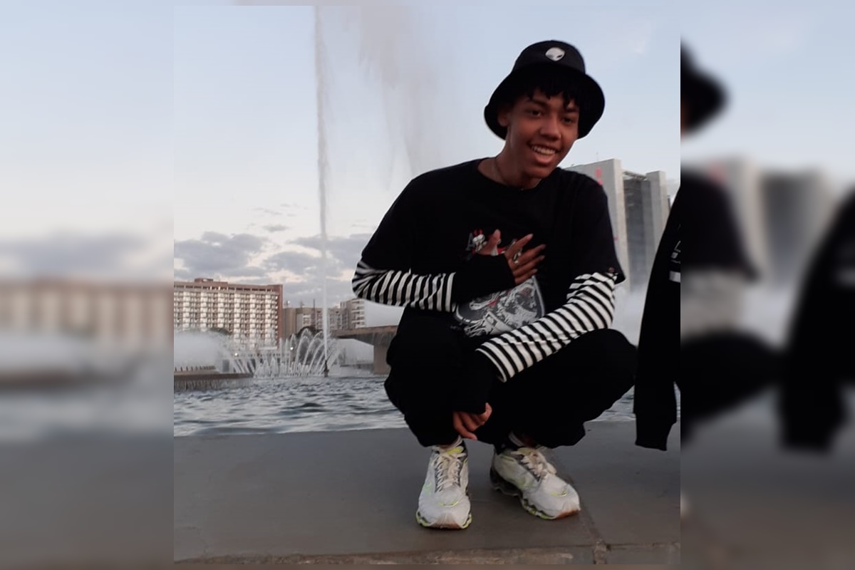 Jovem de 21 anos morto após pneu de trator explodir amava fotografia