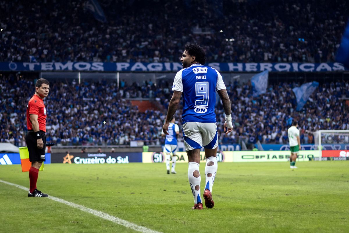 Gabigol entra em ranking de maiores artilheiros do Brasileirão. Veja