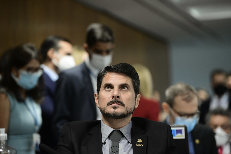 Moraes publica despacho complementar, sobre Marcos do Val