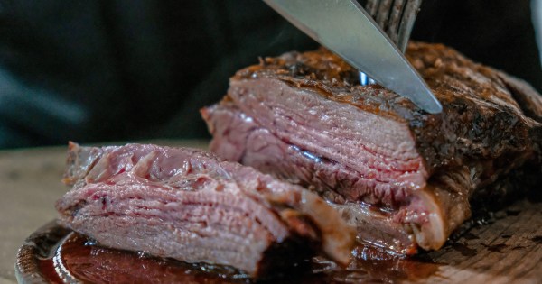 Carne bovina continua cara e não deve baixar tão cedo; entenda