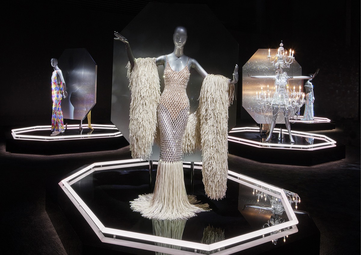 Swarovski celebra 130 anos de história com a exposição "Masters of Light", em Hollywood