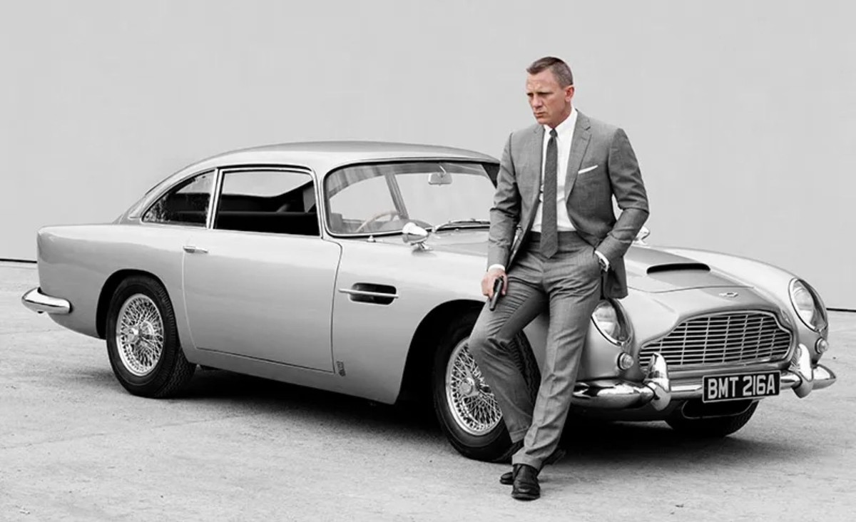"Carro mais famoso do mundo": a história de todas as Aston Martin dirigidas por James Bond
