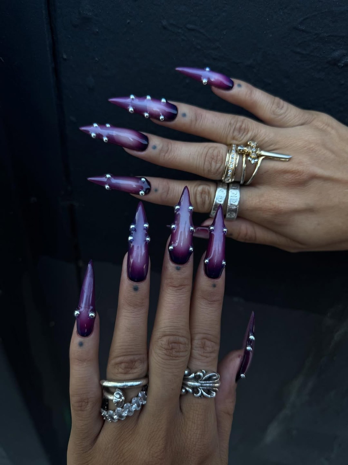 Unhas de Halloween: 5 estilos de nail art para inspirar seu visual assustador