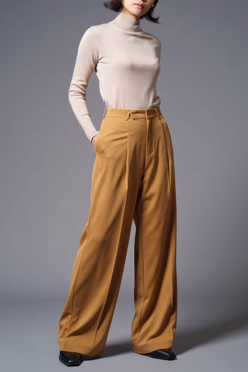 Calça cáqui: o clássico que voltou com força e promete dominar a moda em 2026