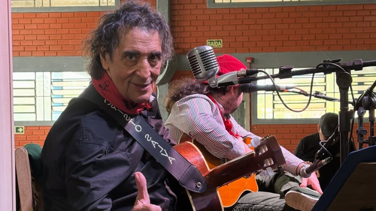 Morre cantor João Chagas Leite, símbolo da música nativista gaúcha