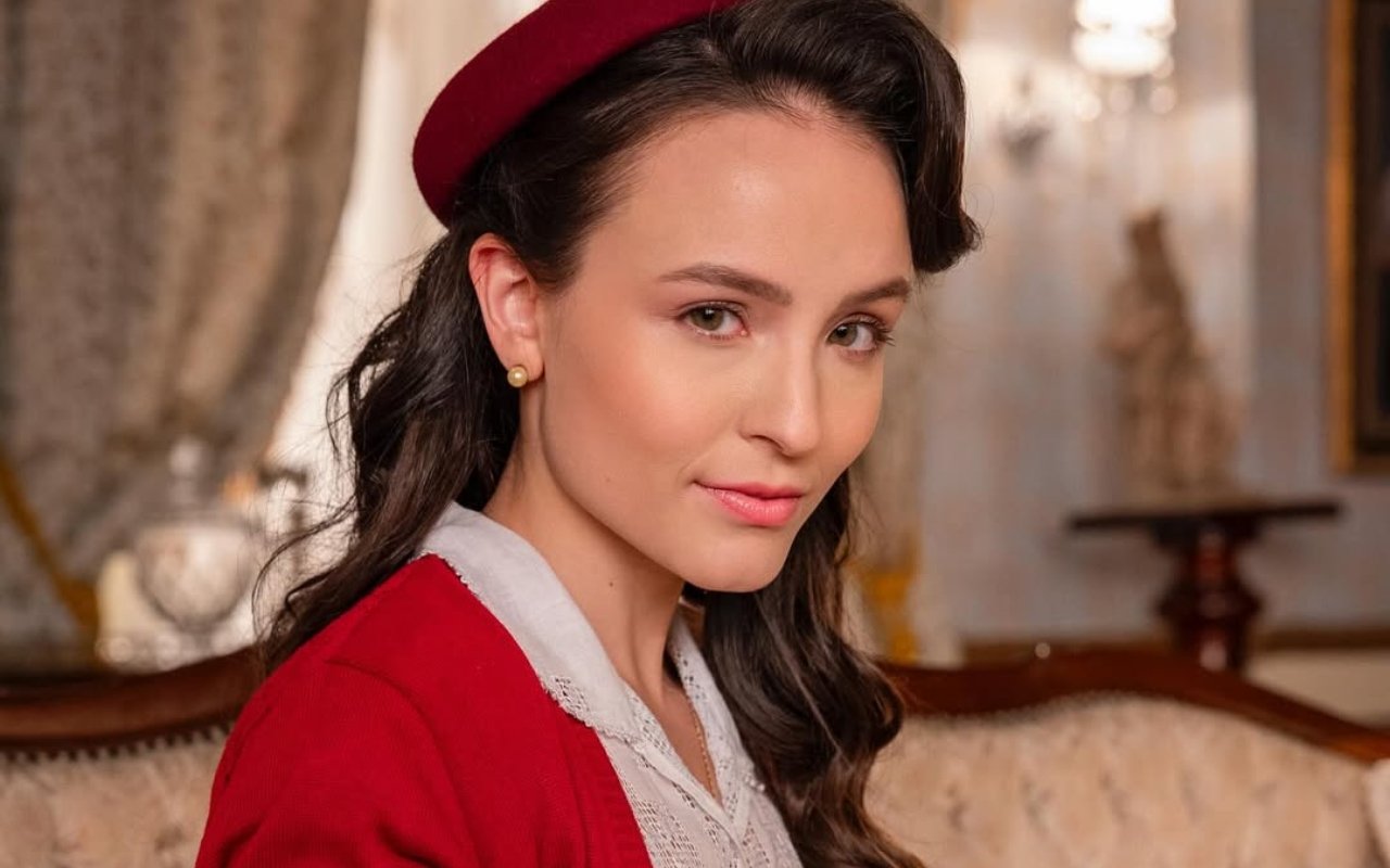 Larissa Manoela nega processo contra os pais e explica ação na Justiça