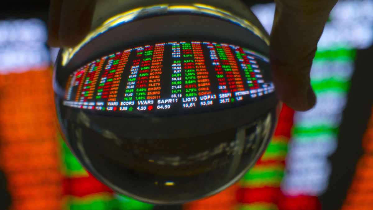 Ações da IRB sobem mais de 10% após upgrade do JP Morgan