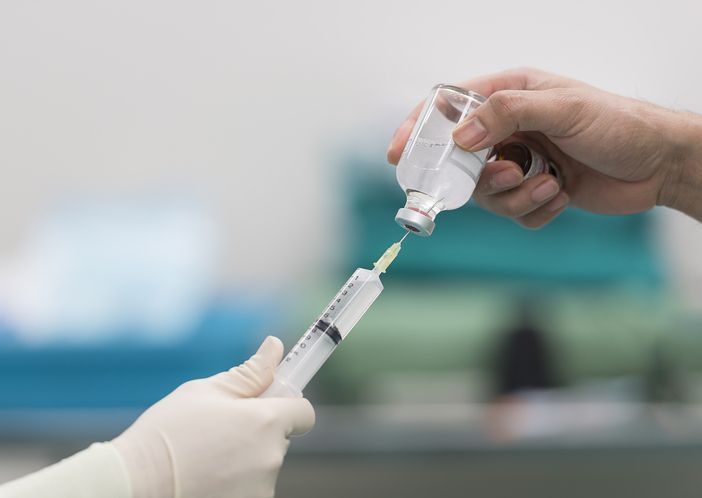 Caso Benício: entenda diferença entre inalação e injeção de adrenalina