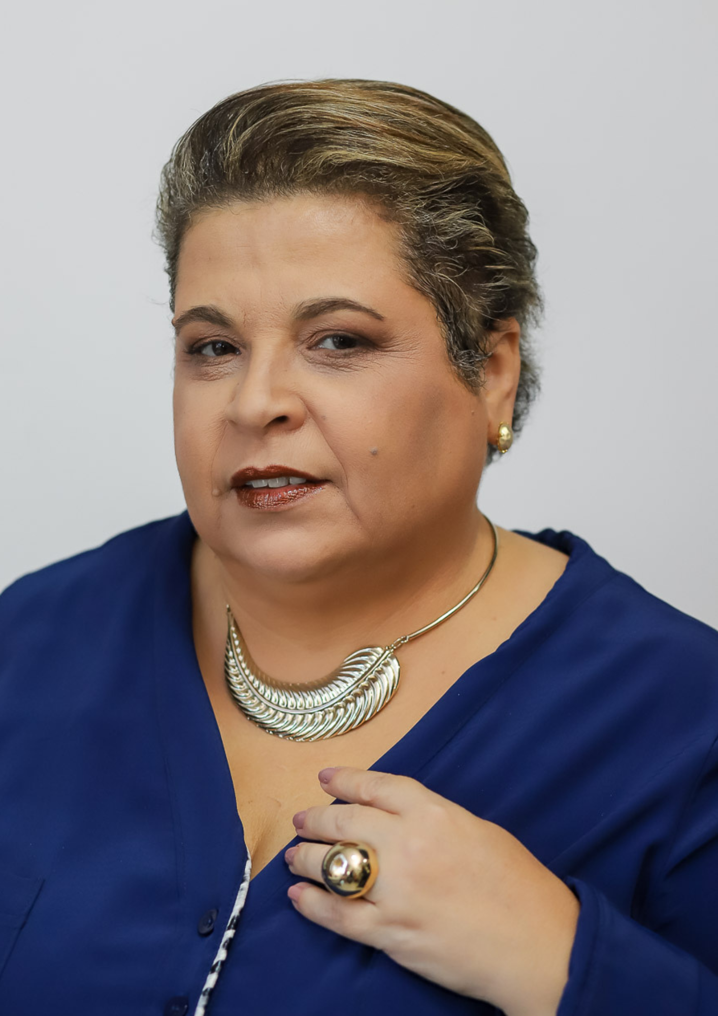 Adri Fernandes